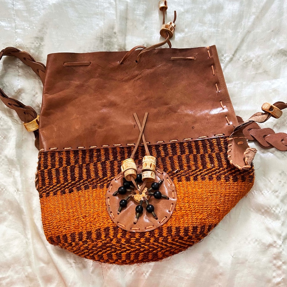 BUCKET TOTE, FROM KENYA SAFARI, GENUINE HANDWOVEN SISAL & LEATHER, ONE-OF-A-KIND